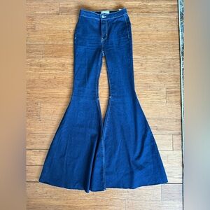 NWT Free People We The Free “Just Float On High Rise Flare” Dark Blue Jeans